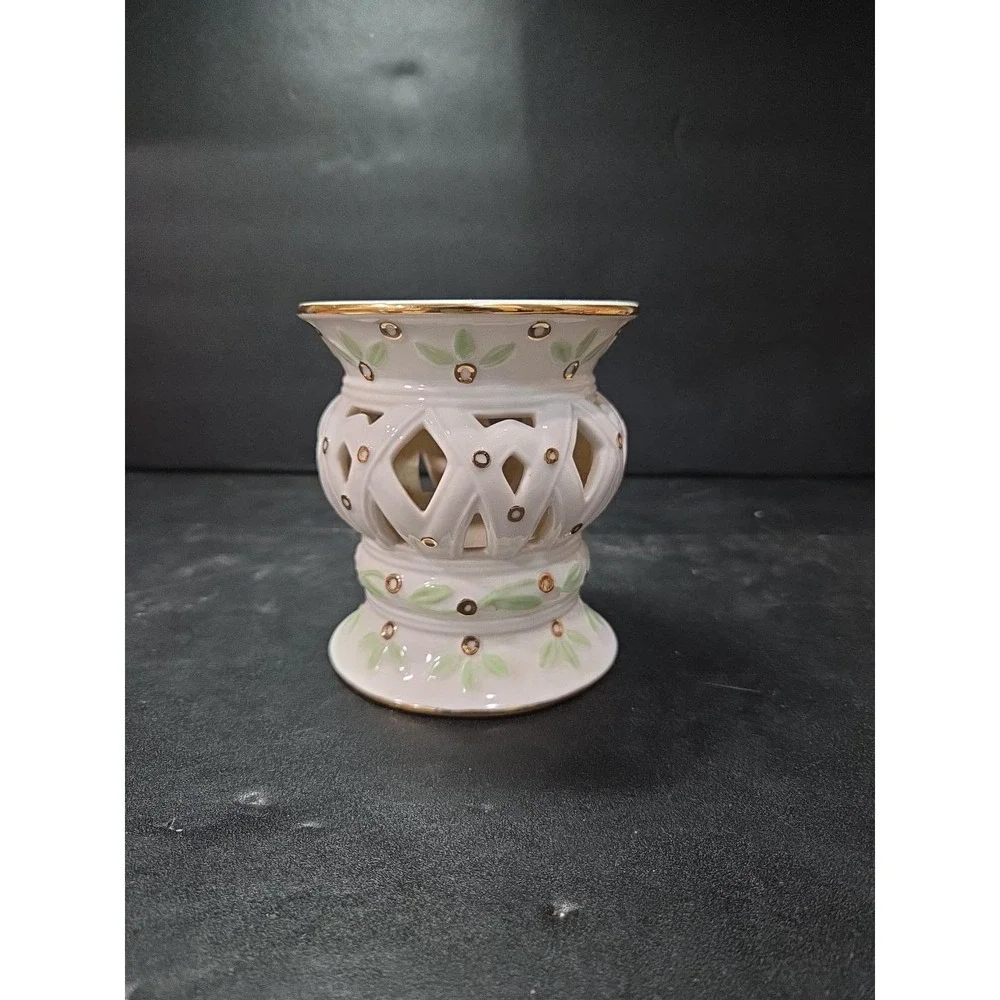 Avon Lattice Floral‎ Votive Candle Holder, Vintage Leaves Ceramic Bone China